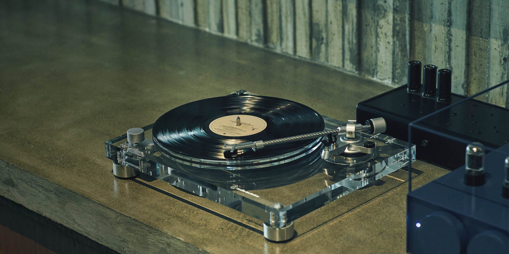 Limited Edition 60th Anniversary AT-LP2022 Turntable