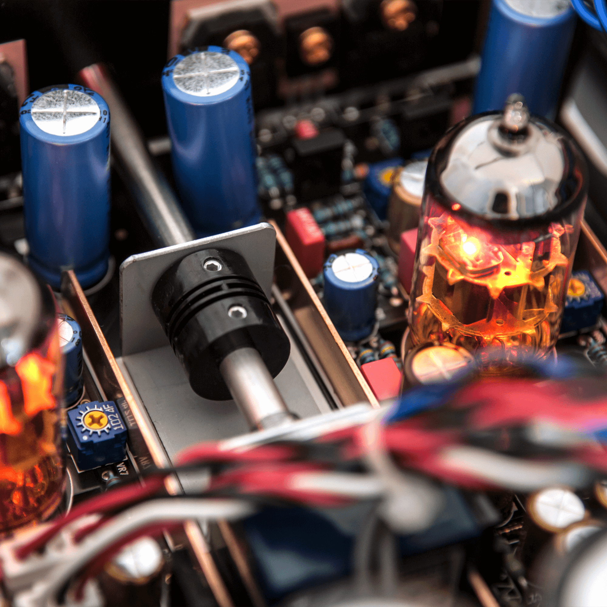 AT-HA5050HHybrid Headphone Amplifier | Audio-Technica