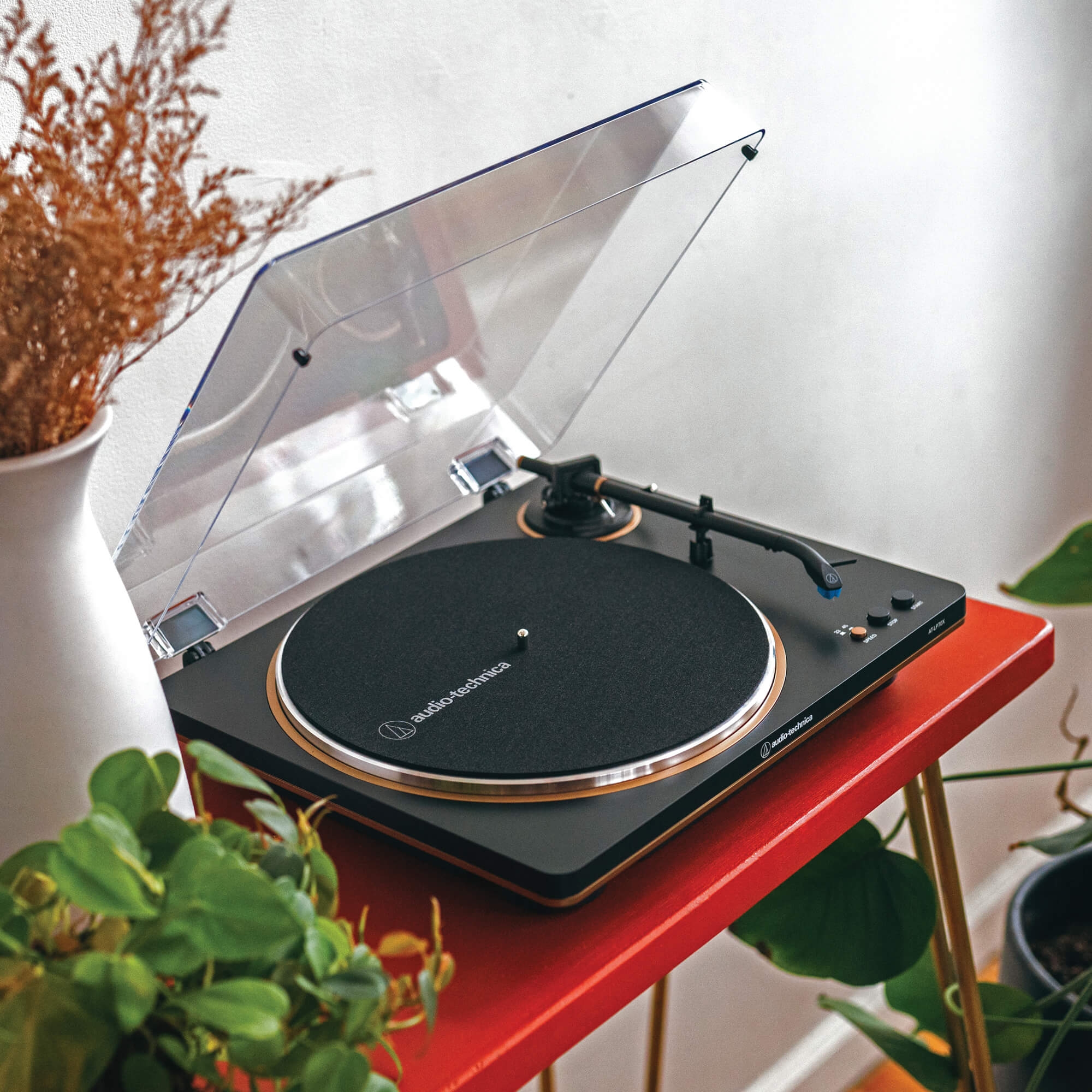 AT-LP70X | Automatic Belt-Drive Turntable | Audio-Technica