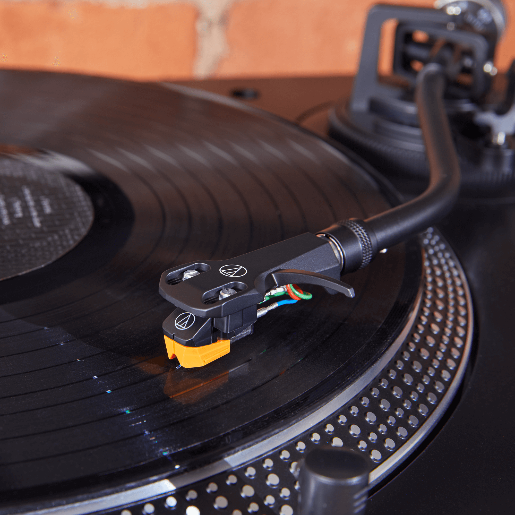 AT-VM95ENVM95 series Elliptical Nude stereo cartridge | Audio-Technica